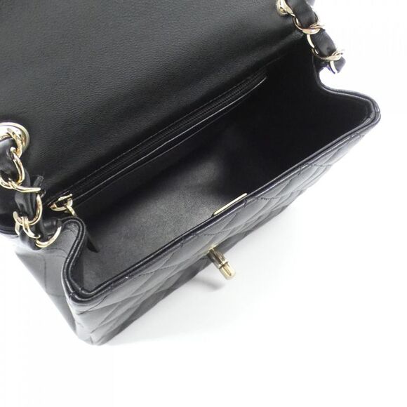 Chanel Lambskin Shoulder Bag - Picture 8 of 9